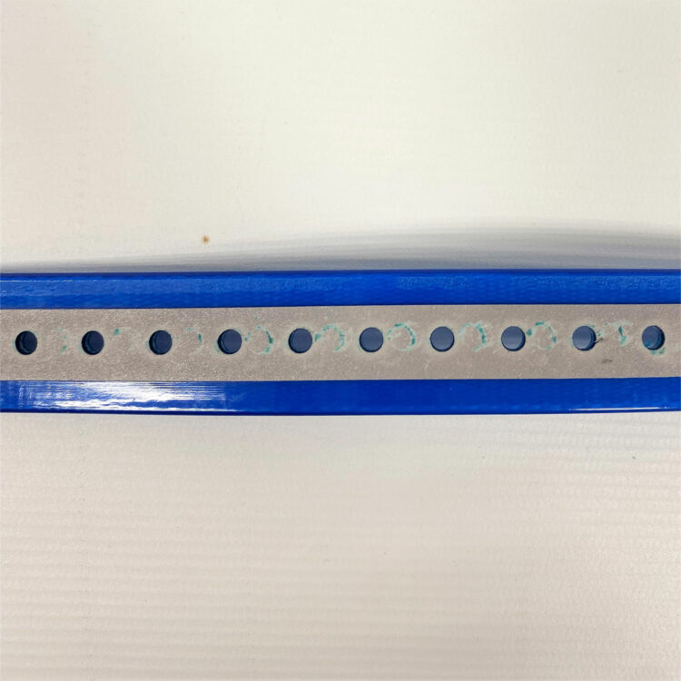 Collier réfléchissant bleu 4